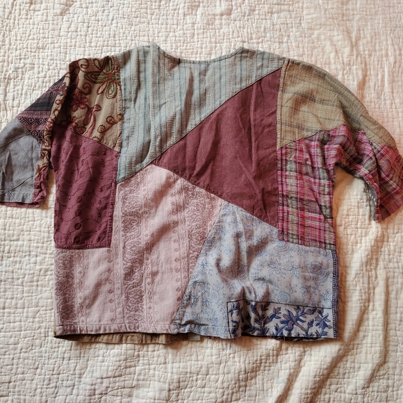 VTG Sacred Threads Patchwork Top - Picture 5 of 7